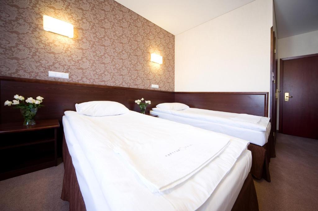 Hotel Centrum Kwidzyn Phòng bức ảnh